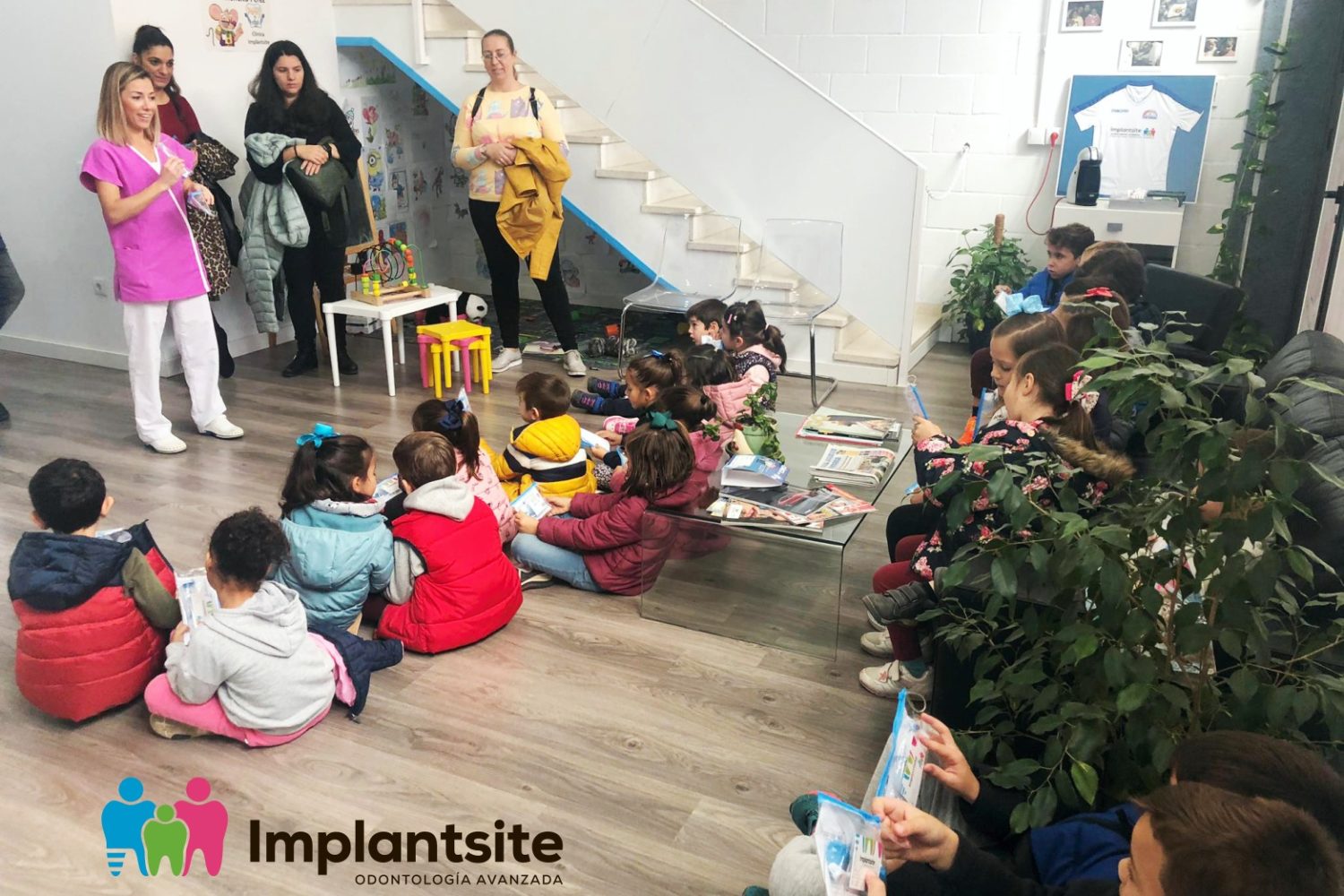visita de un grupo de niñas y niños del Colegio García Lorca de Dos Hermanas