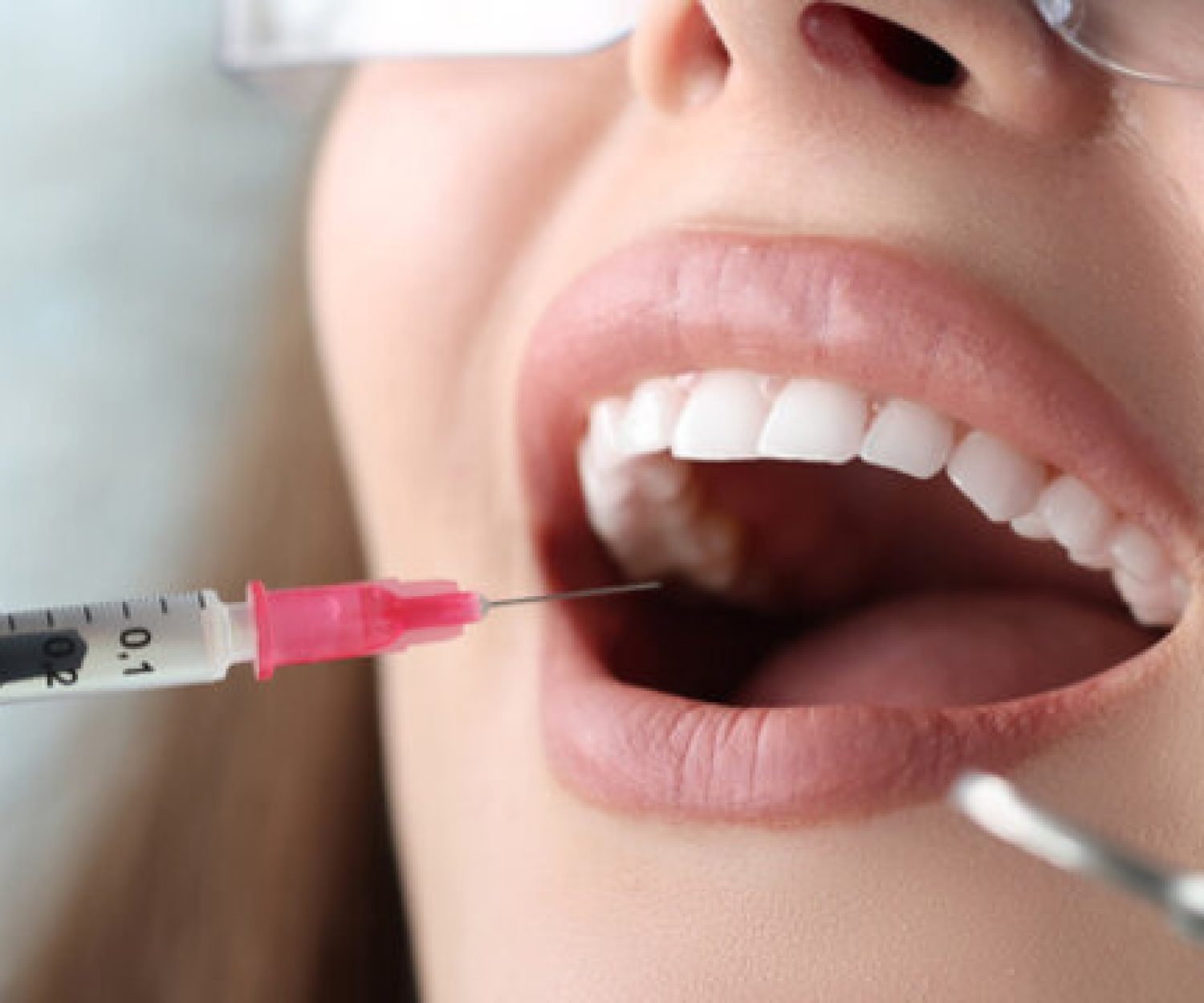 Anestesia dental mujer