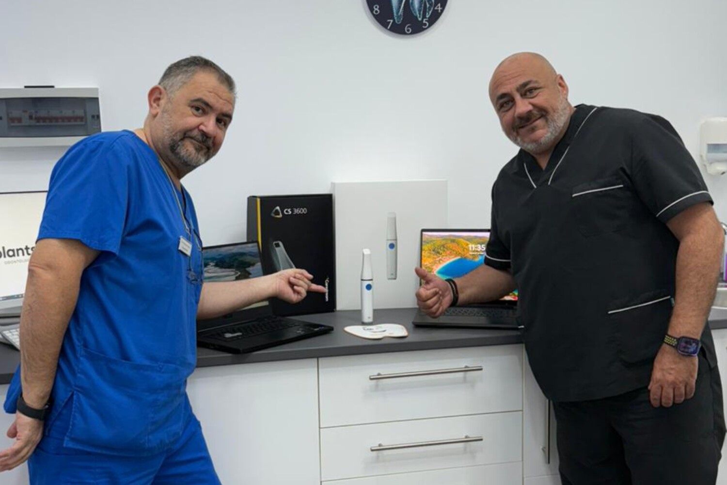 escáner intraoral medit i900