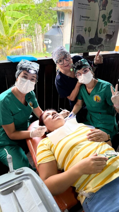 ayuda humanitaria odontologos