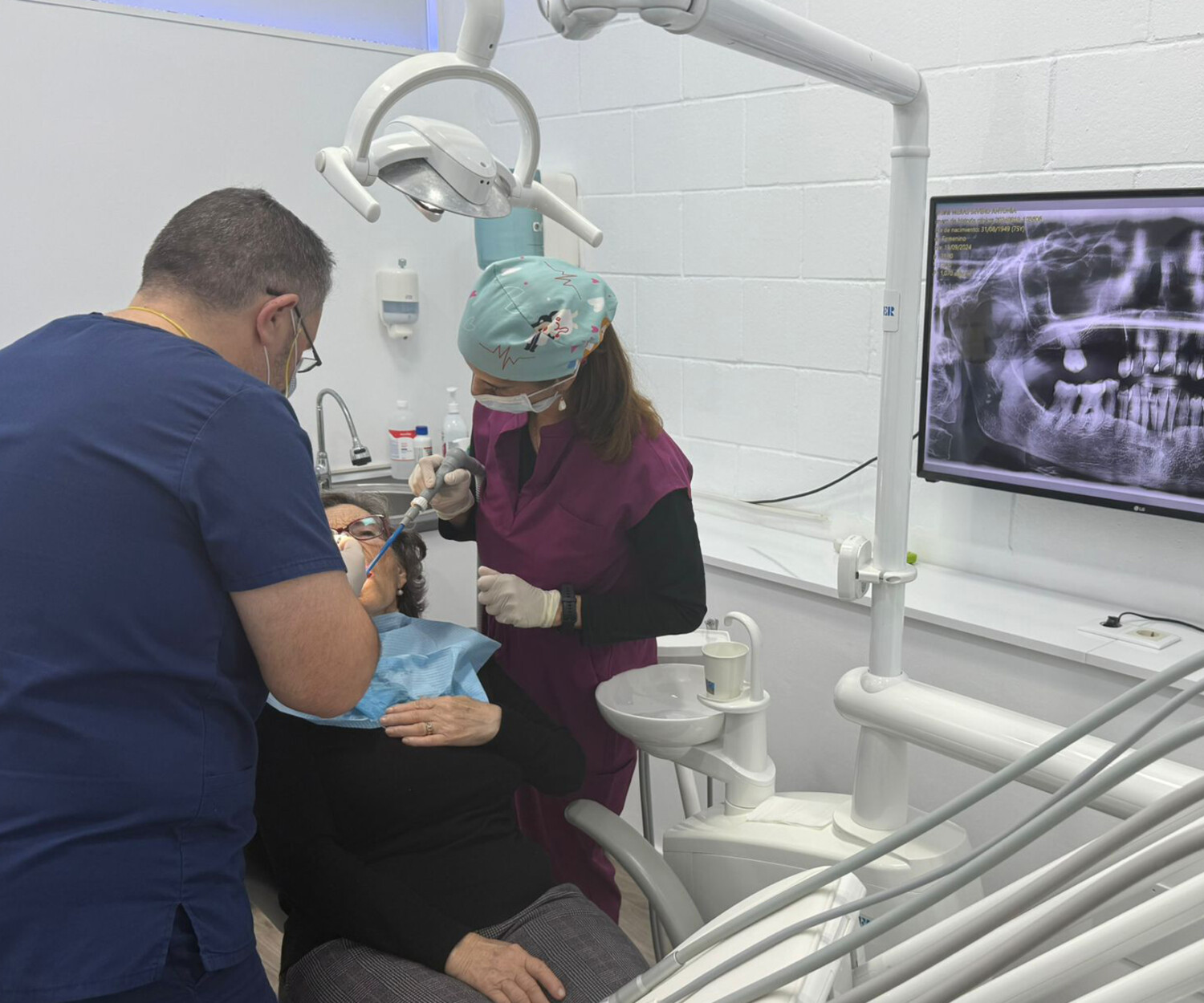 corona dental para proteger los dientes debilitados