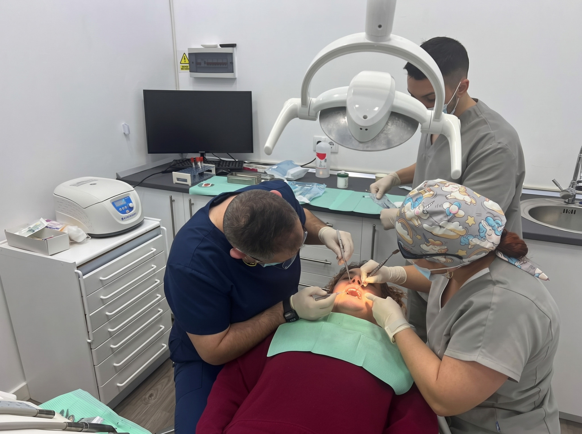 voy a perder todos los dientes - implantes de carga inmediata